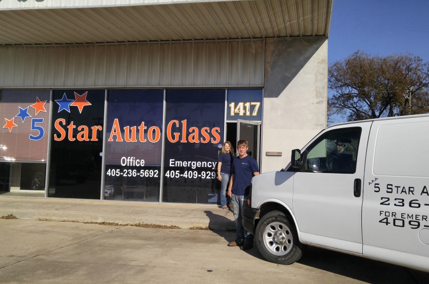 auto glass repair enid ok